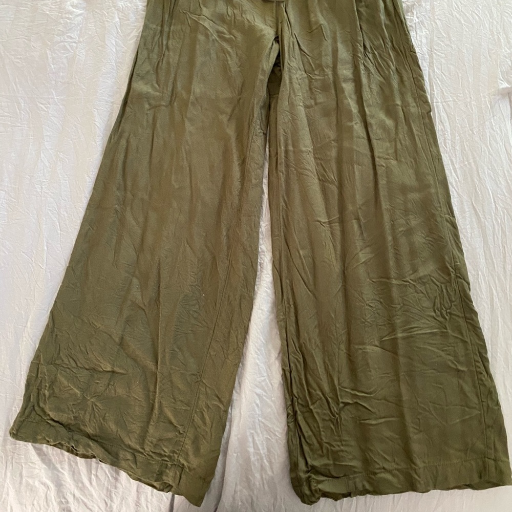 Olive green flowy tie pants